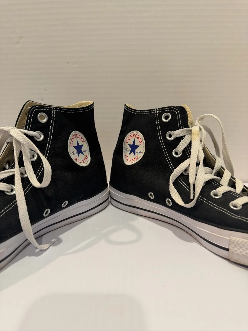 Size 9 - Converse Chuck Taylor All Star High Black men’s